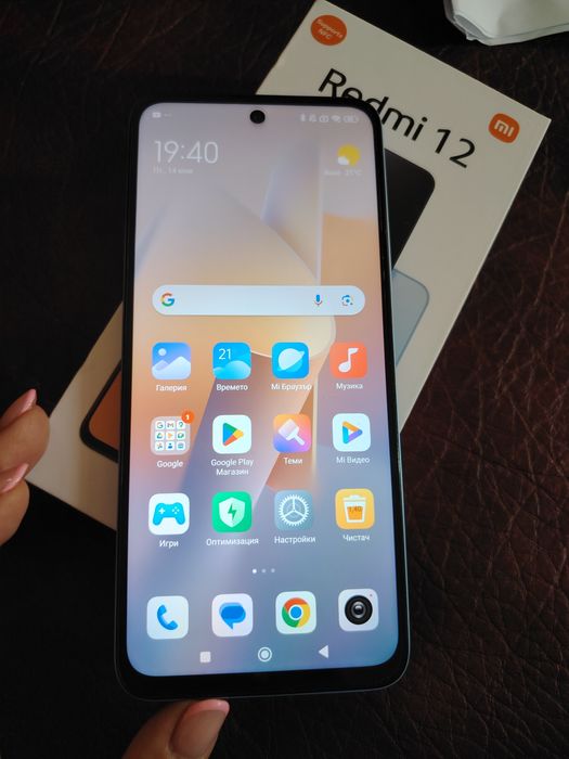Redmi 12 с гаранция