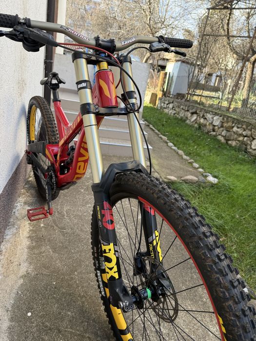 Двукоронна вилка fox 40