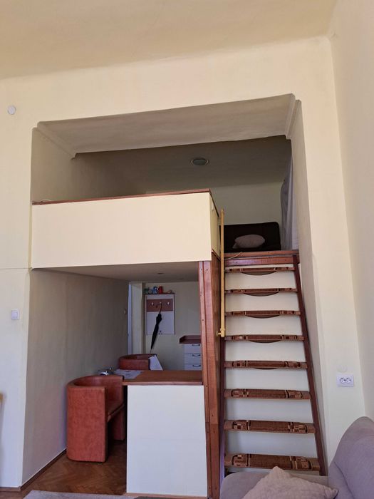 Apartament oferit spre inchiriere