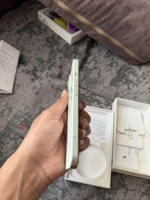 Iphone 15 (128 гб)