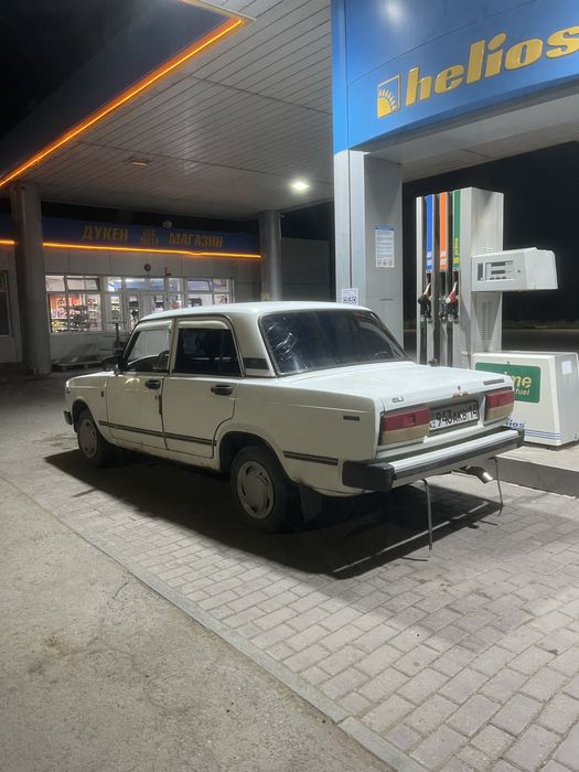 Продам ваз 2105