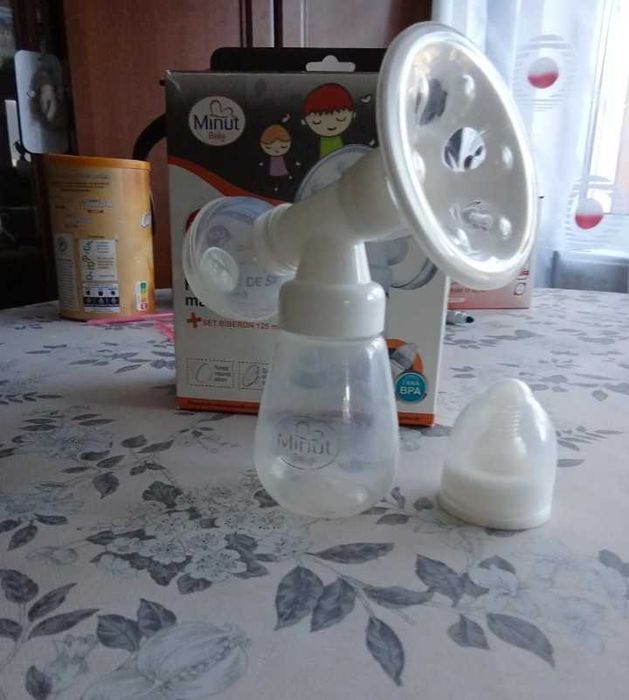 Pompă de sân manuală Minut Baby + Set Biberon 125ml