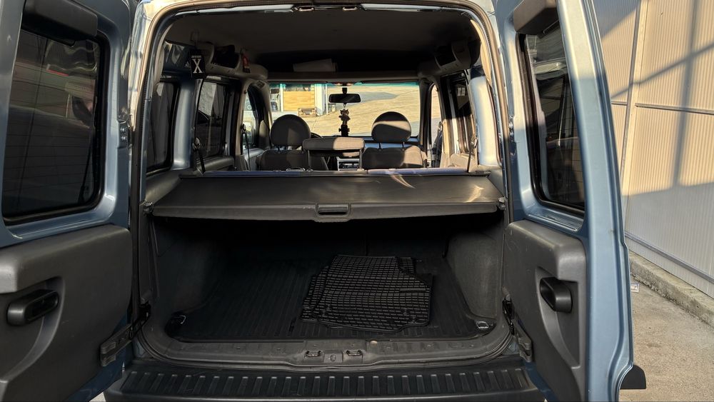 Опел комбо 1.7 дизел   101к.с -пътнически пикап