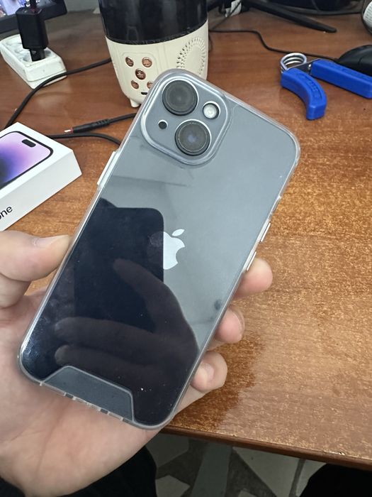 продам Айфон 14