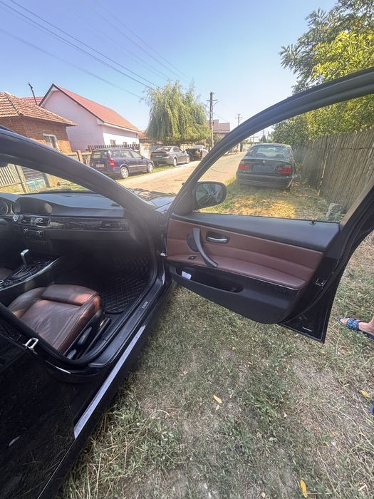 BMW 320 E 91 LCI 2011