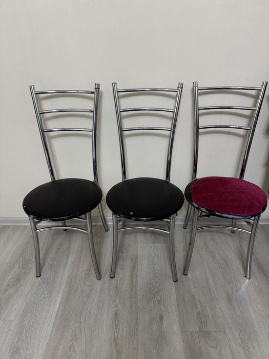 Стулья 4 шт за 5000 тг.