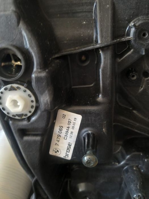 Macara geam electric stanga spate bmw seria 7 g11 7479065