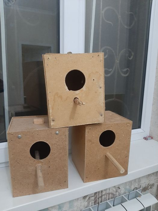 Клетки для птиц и попугаев