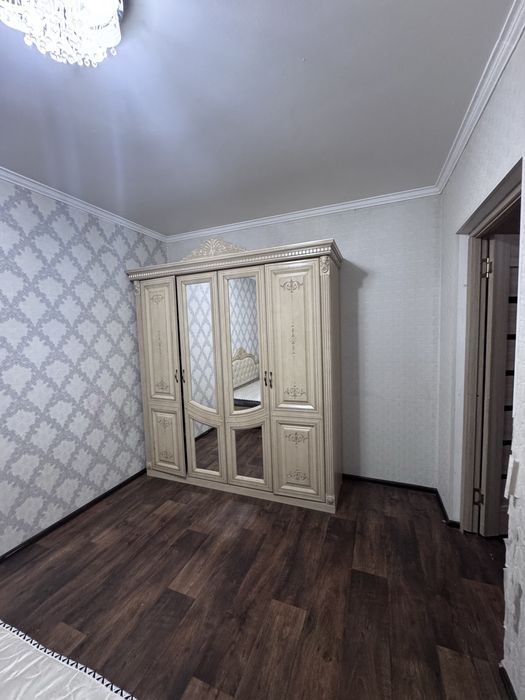 Продам спальный гарнитур и купе шкаф