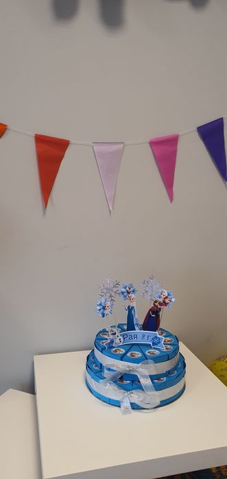 Картонена торта/хартиена торта/почерпка за всеки празник