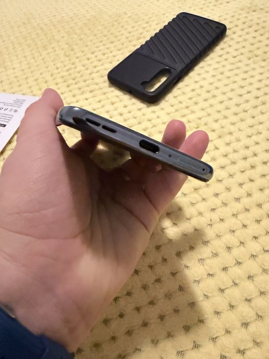 OnePlus Nord 5g 8gb RAM