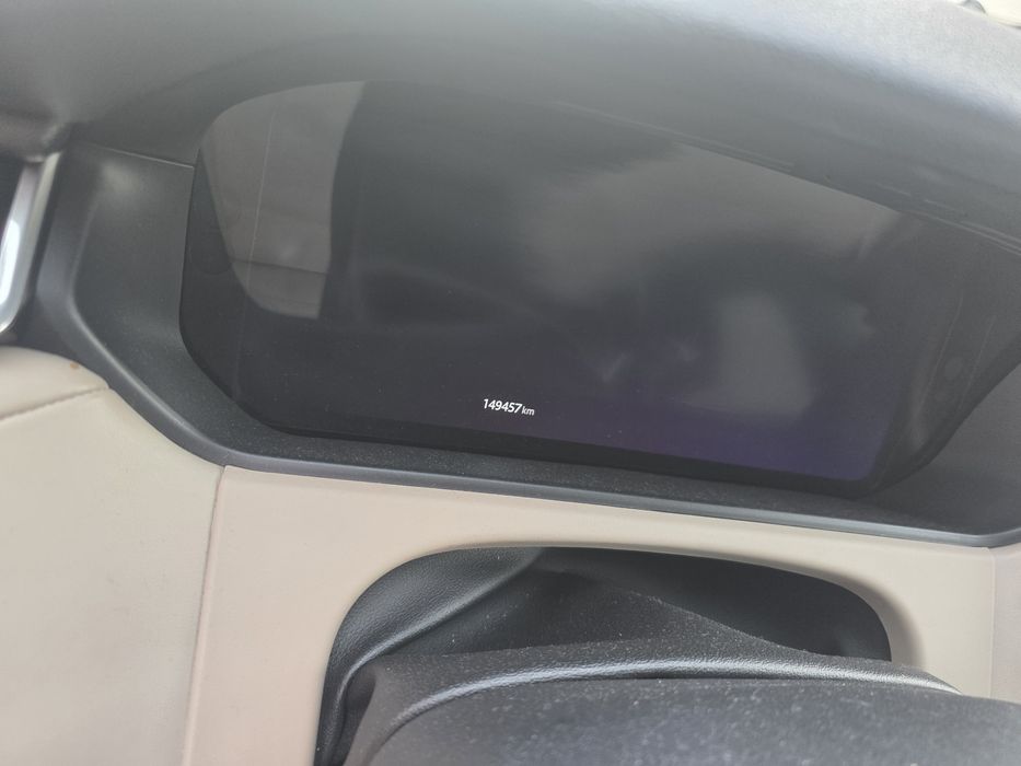 Land Rover Range Rover Velar avariat, 3.0 Diesel 2018, probleme la mot