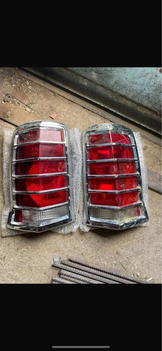 Фонарь кадиллак эскалейд 02-05гг