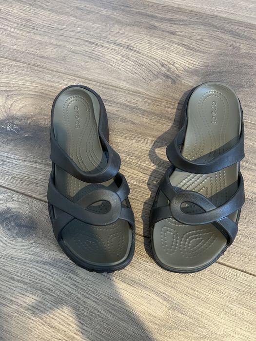 Slapi/papuci Crocs w7 ca noi