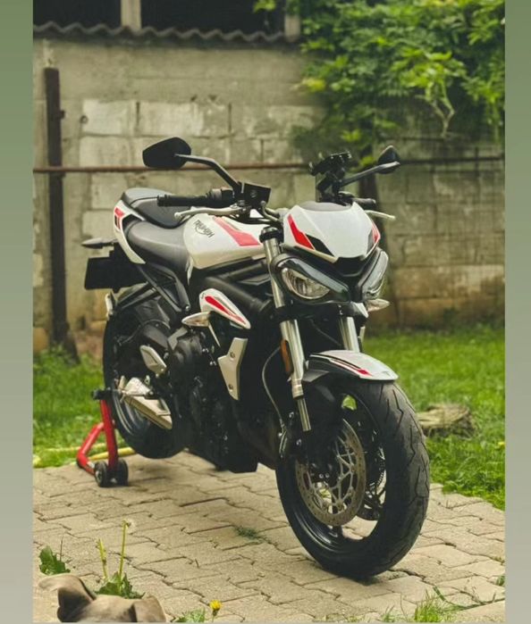 [VAND] Motocicleta Triumph Street Triple S 2021 - 6600 euro