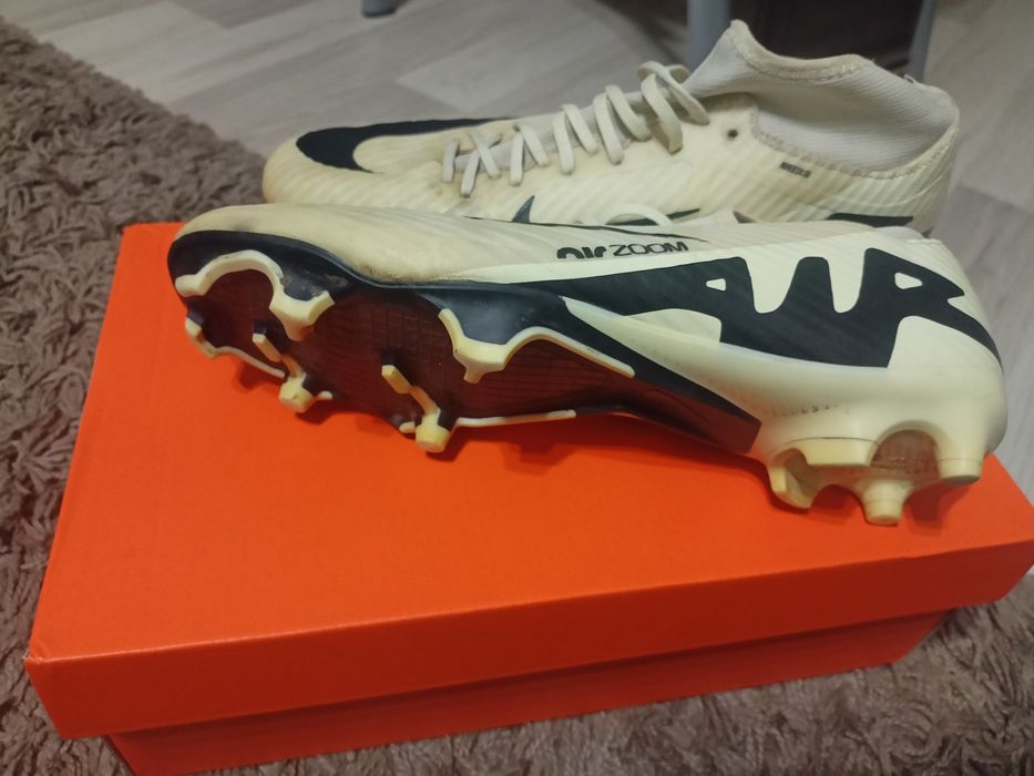 бутонки Nike mercurial