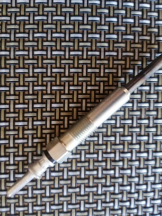 Pompa motorina bmw 320d e46 2000 buji Bosch motorina piese noi