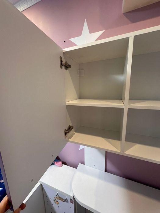 Продам мебель в детскую