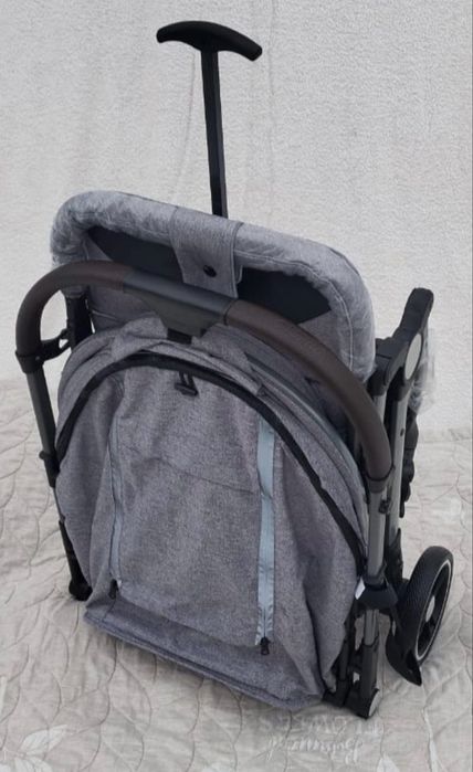 Детская коляска прогулочная