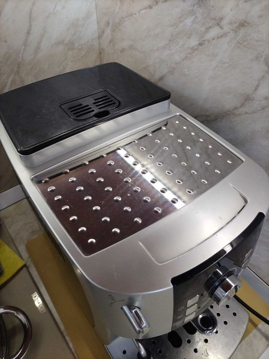 Кафеавтомат Делонги Магнифика S