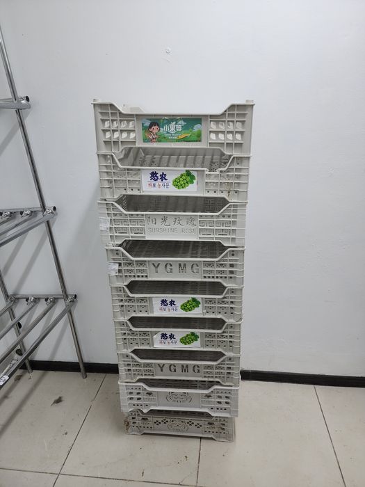 Отдам бесплатно Корзины пластик