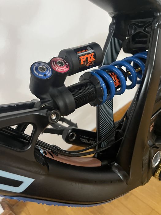 Bicicleta Dh GT fury