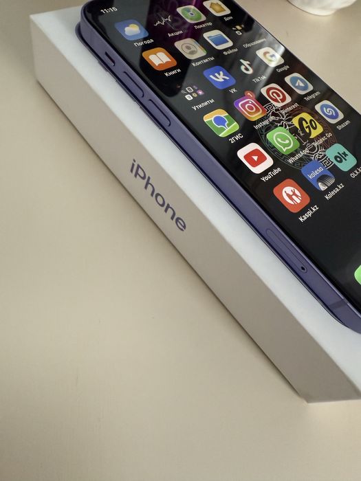 Продам iPhone 12 128GB