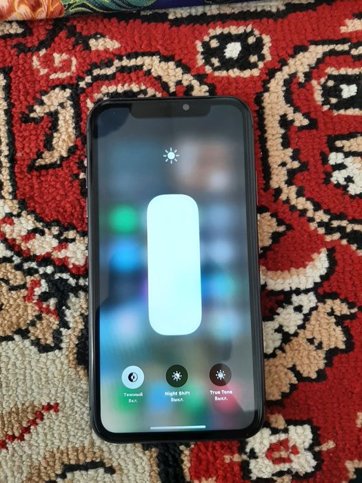 Айфон 11 сатылады