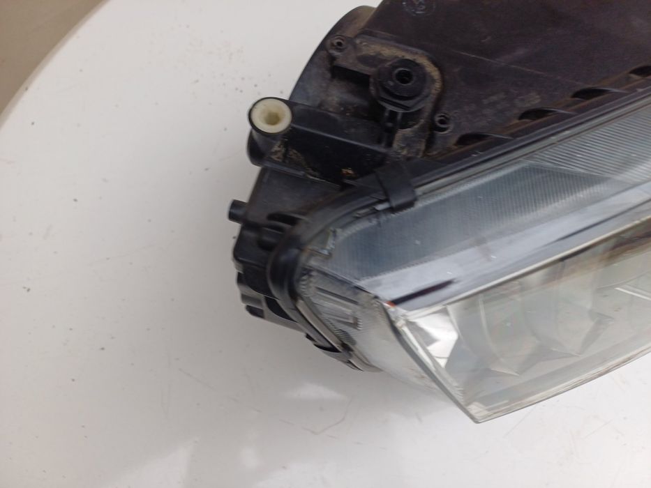 Десен фар за Skoda Octavia 3;   2013г.-2017г.