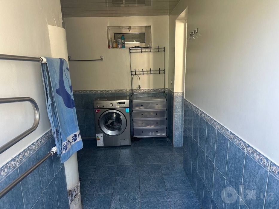 Olmazor tumani Qora qamishdan 6.5 sotixli hovli sotiladi