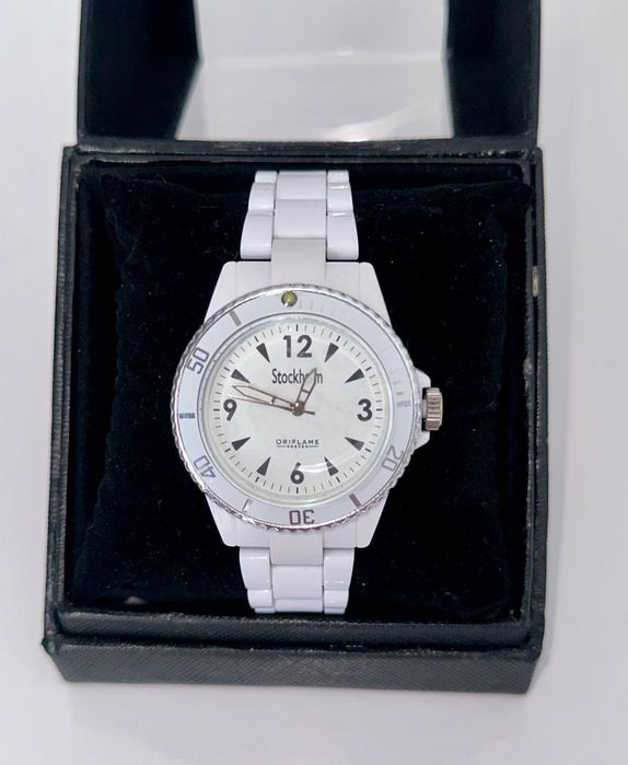 Нов часовник Stockholm