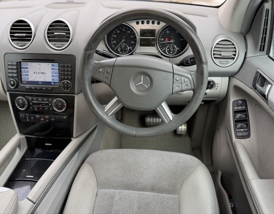 ML 320 CDI - 3.0 Diesel V6 - Automat - Perne de aer - 4x4 - Trapa -