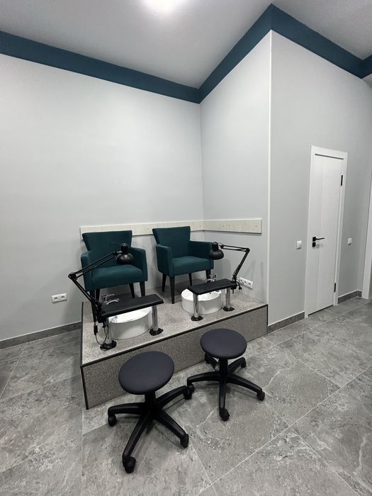 Продажа салон красоты новый