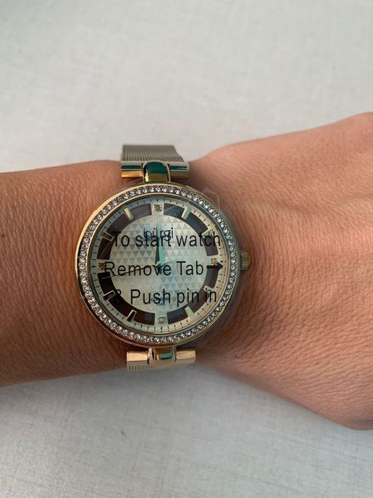 Дамски часовник Naturai Diamonds bürgi с диаманти