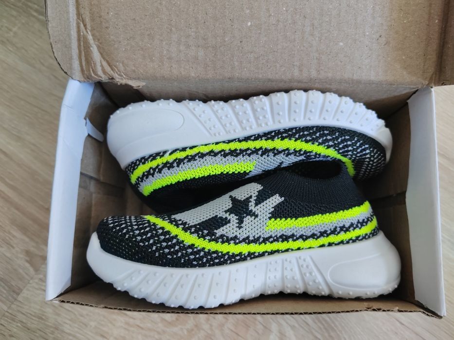 Детски обувки за градина