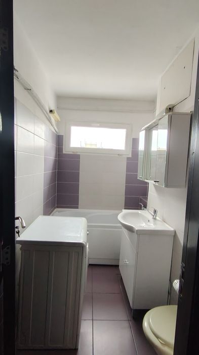 Închiriez apartament 2 camere cartier Brazda!