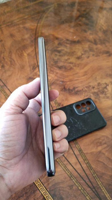 Samsung A73 5G 8/256gb