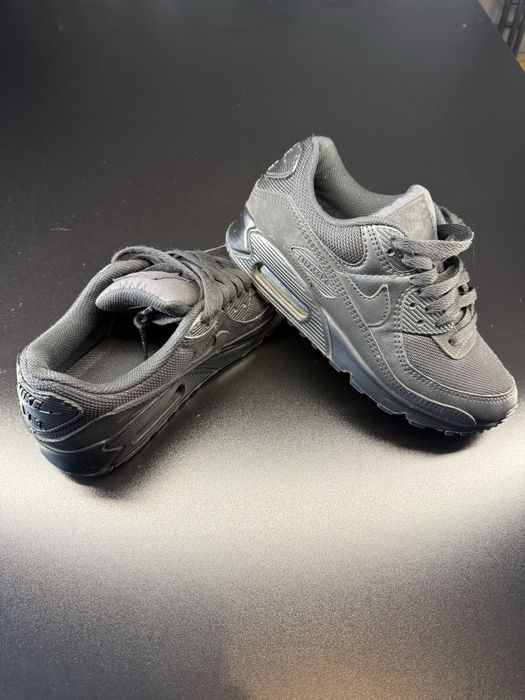 Дамски обувки Nike Air Max 90 - 36.5