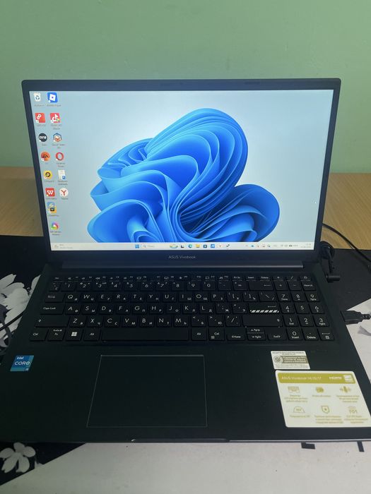 Ноутбук ASUS Vivobook