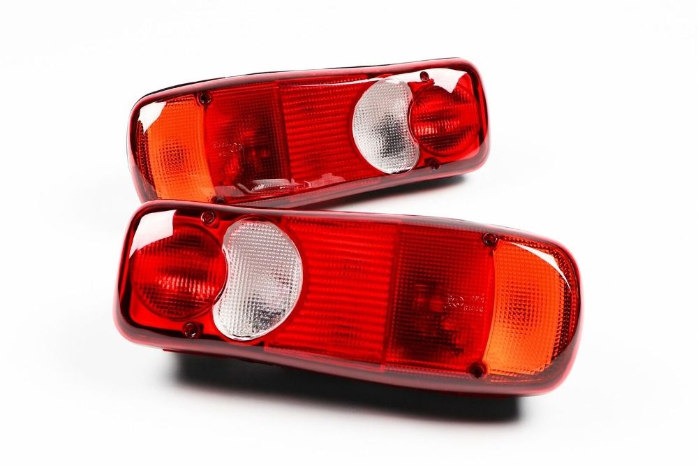 Set lampi stop tripla spate d + s Renault Peugeot Opel Fiat VW T5 T6