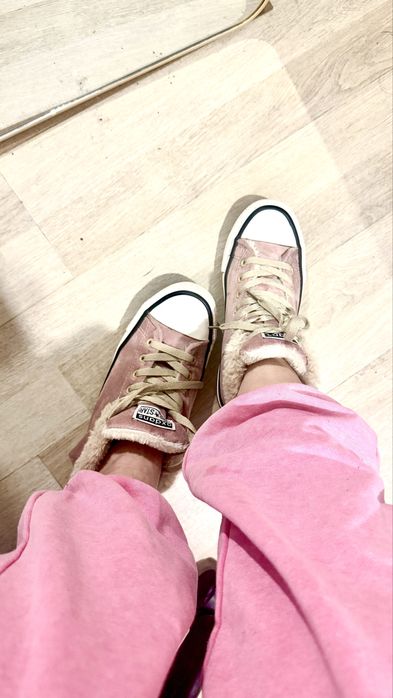 Дешево теплые кеды с мехом