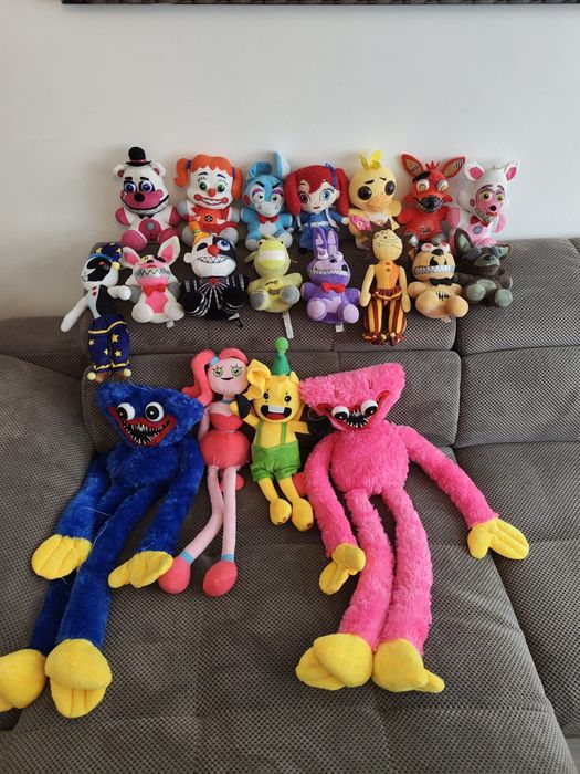 Vand plusuri Fnaf si Poppy play time