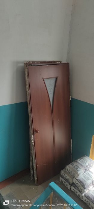 Продам меж комнатные двери