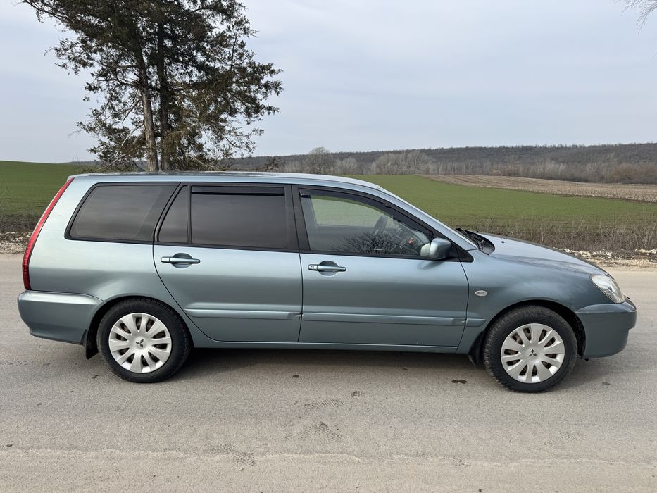 Mitsubishi Lancer 1.6 98кс газ