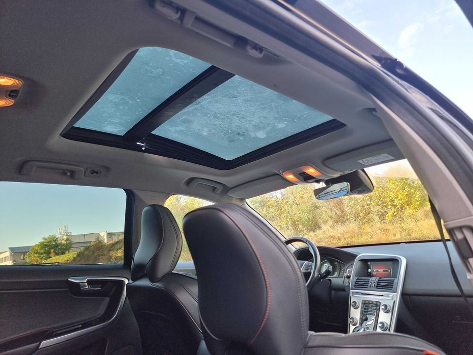 Volvo Xc60 D5 2015 Ocean Race / Piele / Xenon / Navigatie / Automat