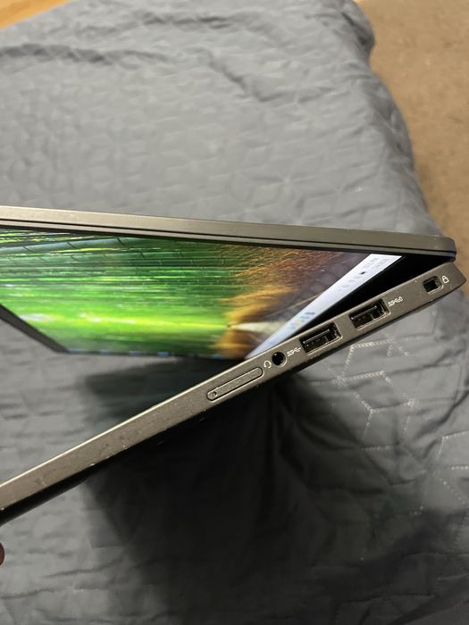 Laptop Dell Latitude 7410 procesor i7  gen 10