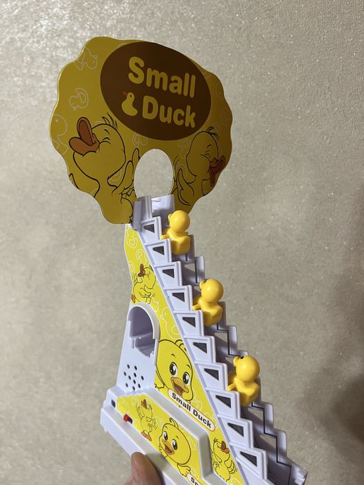 Музыкальная игрушка Утята на лестнице