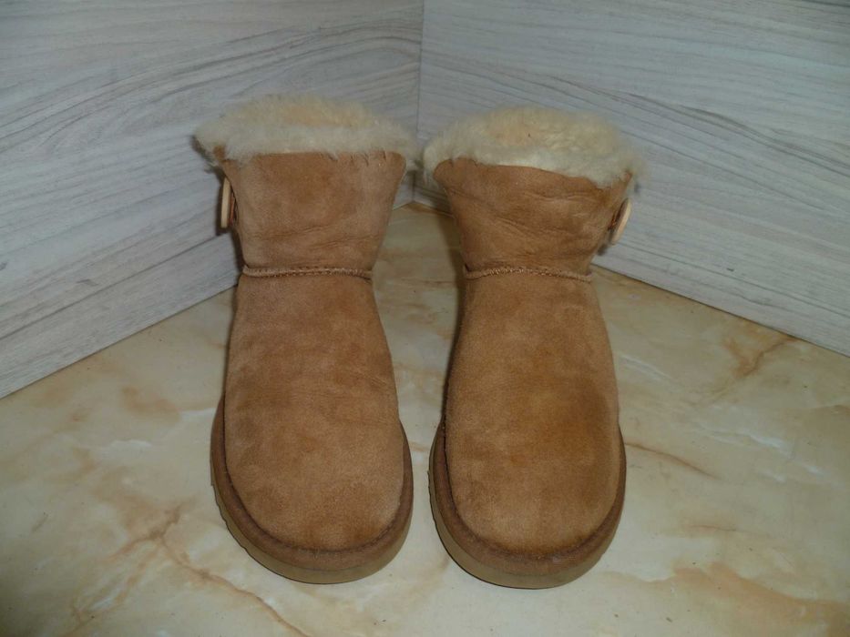UGG оригинални ботуши №39