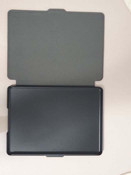 Husa kindle paperwhite generația 8 2016