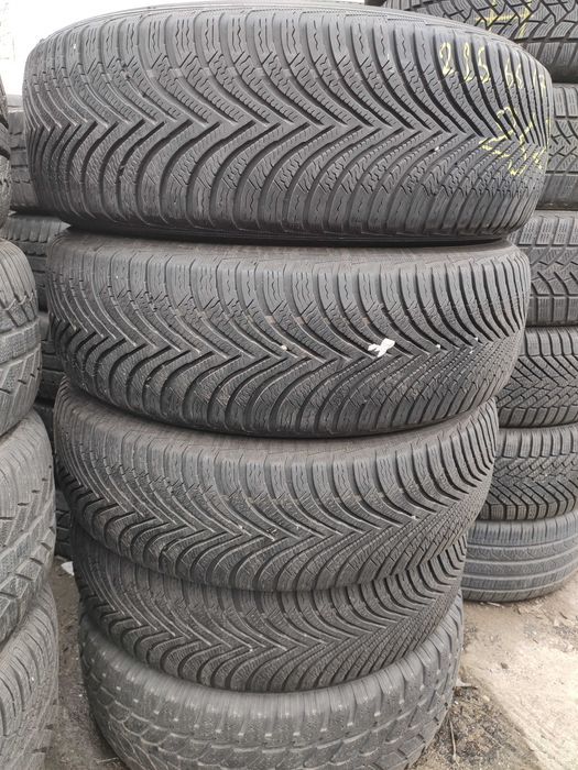 4бр Зимни гуми 215 65 17 - Michelin